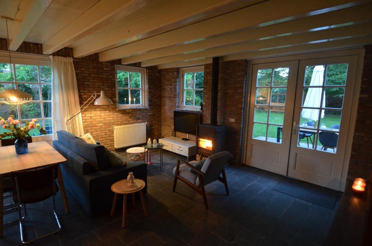 B&B Het Huijsje Woudrichem ภายนอก รูปภาพ