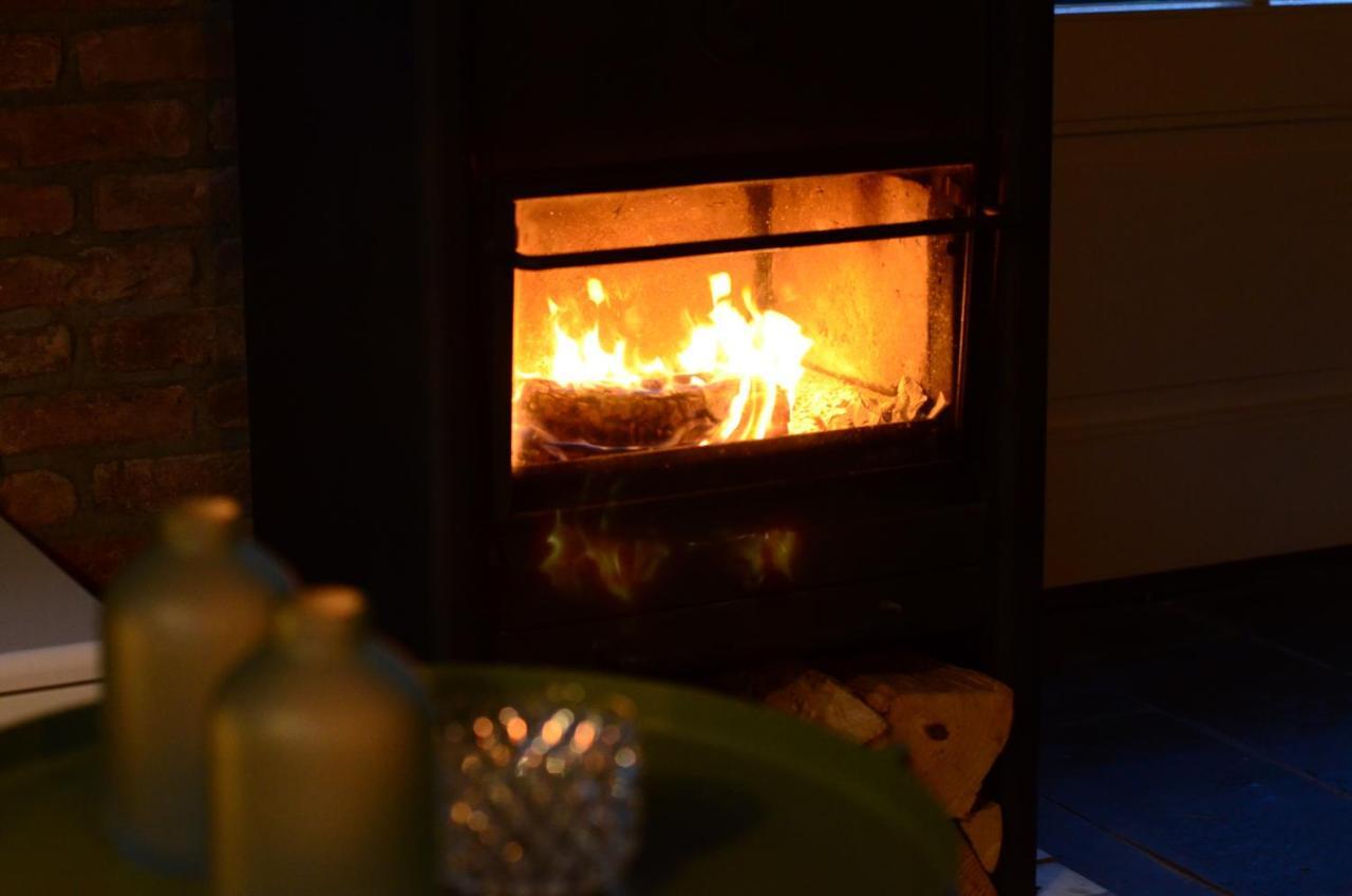 B&B Het Huijsje Woudrichem ภายนอก รูปภาพ